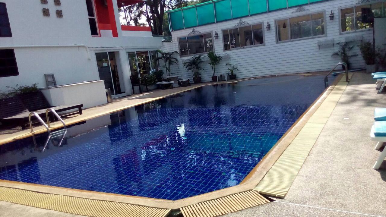 Jomtien Cozy Inn Pattaya Luaran gambar