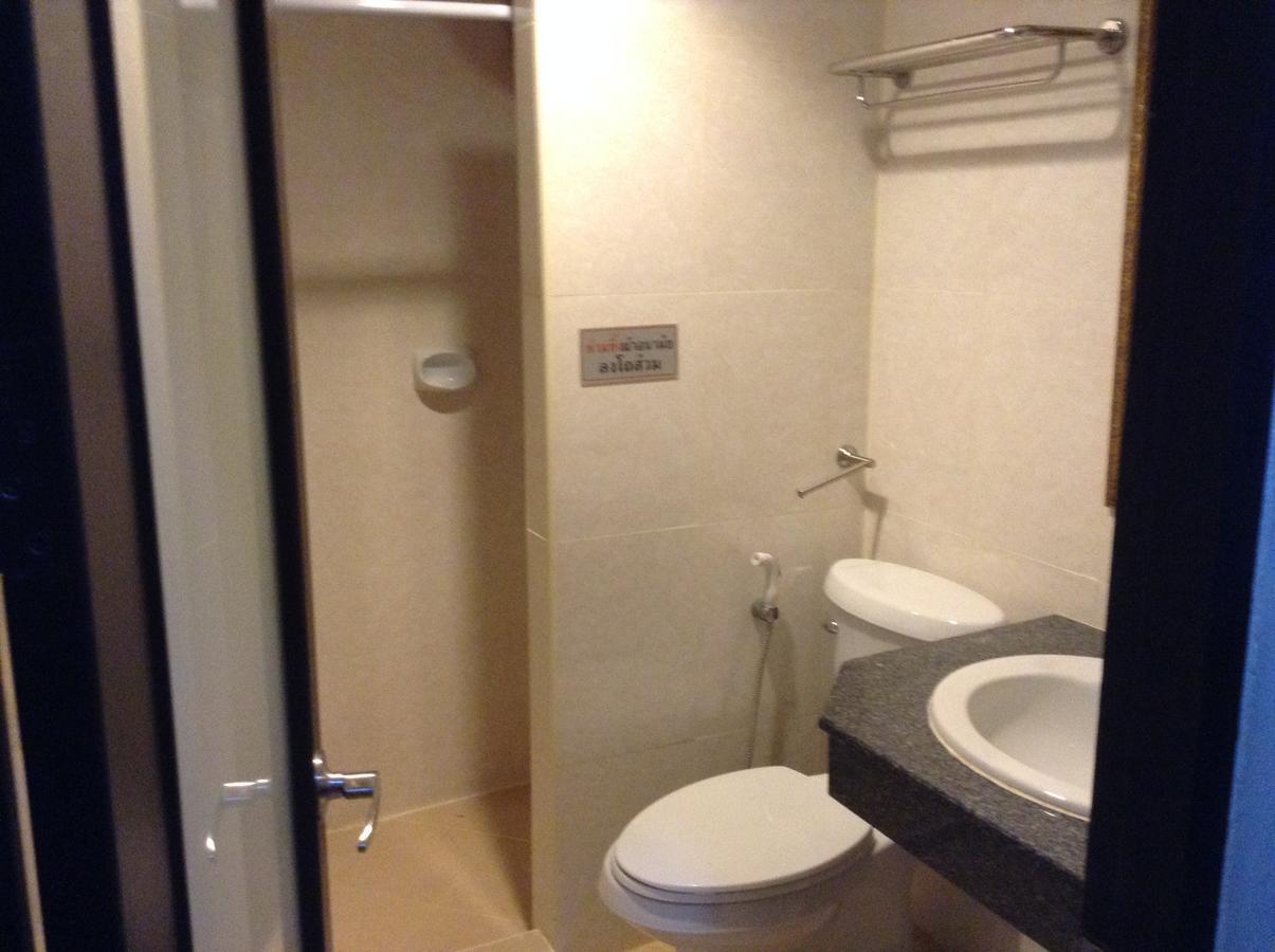 Jomtien Cozy Inn Pattaya Luaran gambar